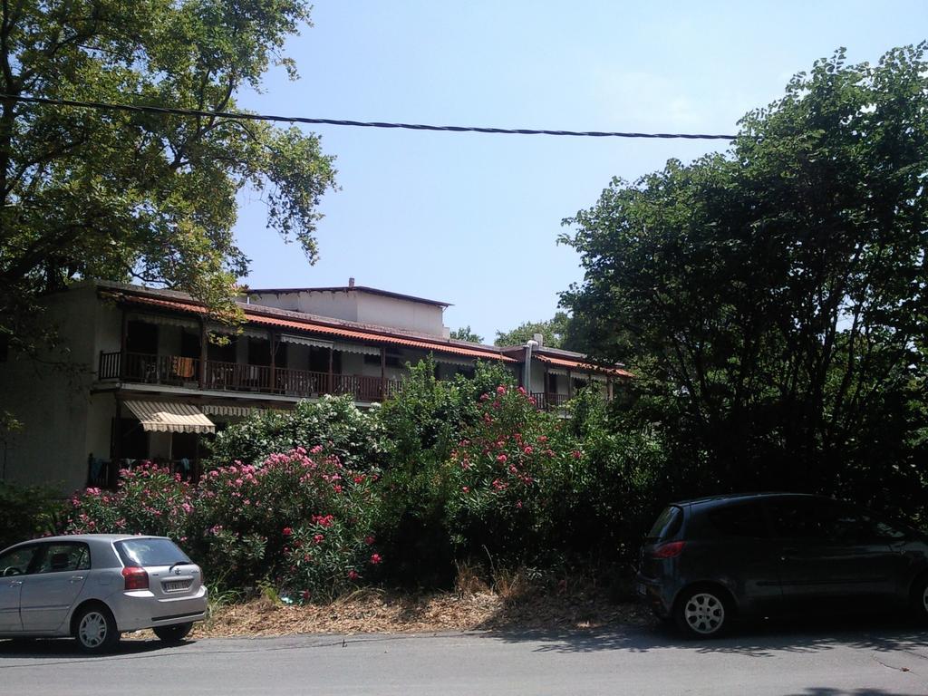 Katerina Hotel Khorevtón Luaran gambar