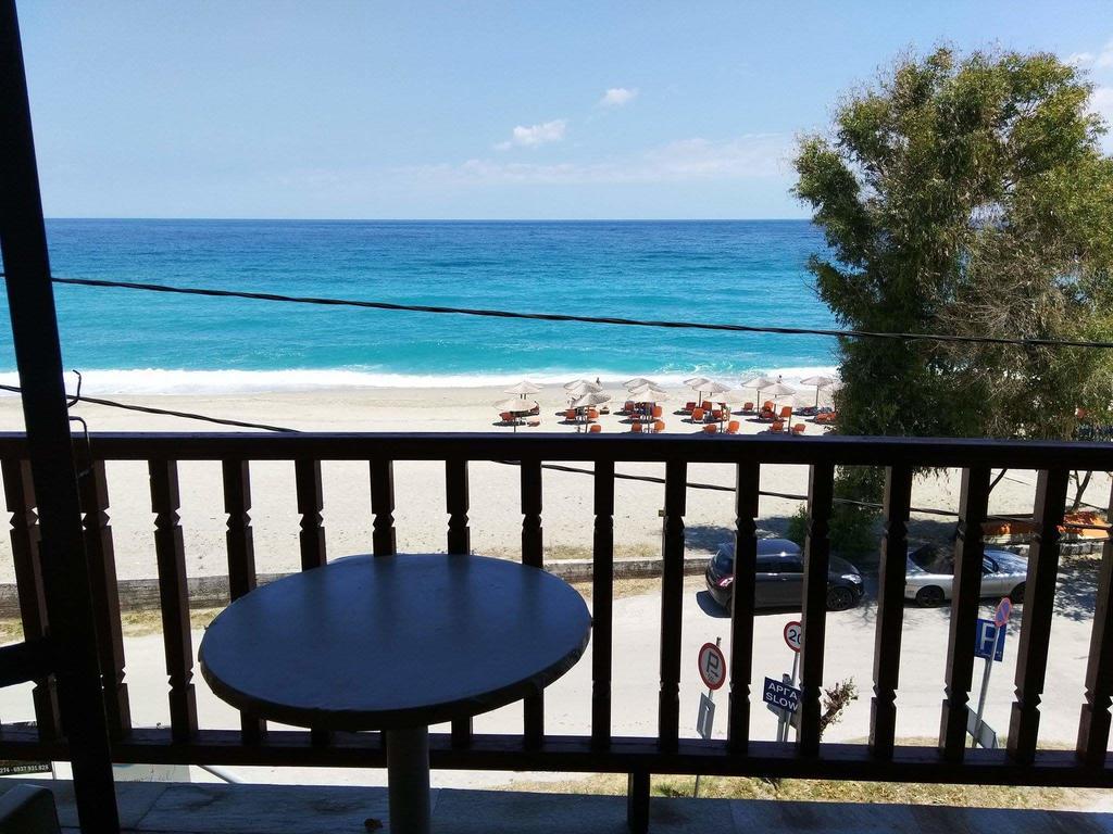 Katerina Hotel Khorevtón Luaran gambar
