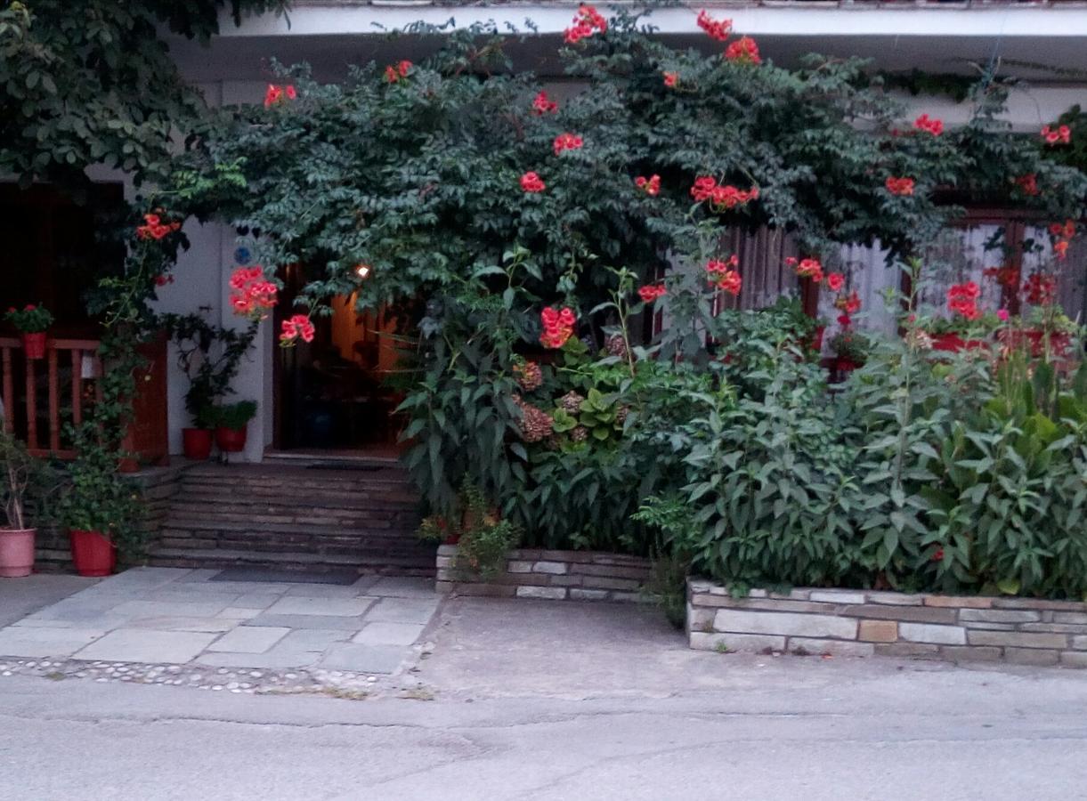 Katerina Hotel Khorevtón Luaran gambar